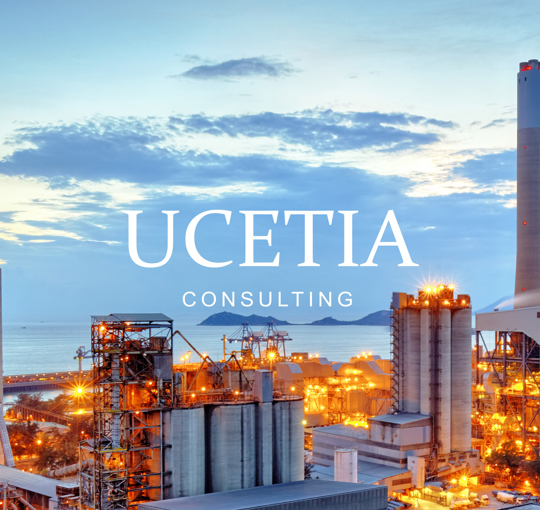 logo ucetia consulting avec un fond industie